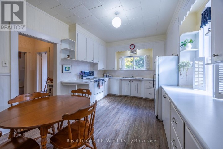 Photo 10 at 48 Lisgar Avenue, Tillsonburg