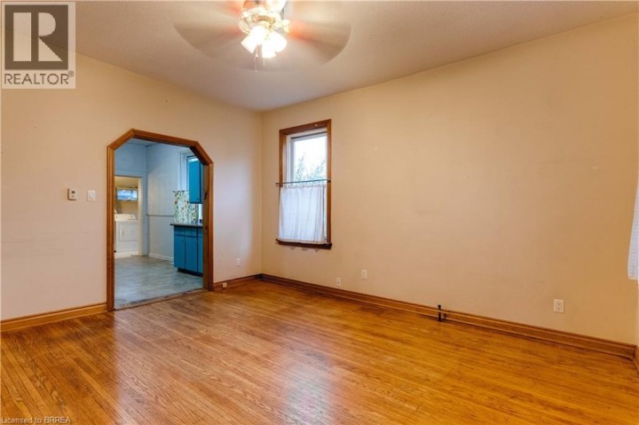 Photo 8 at 257 Grand River Avenue, Brantford