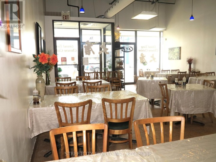 Photo 4 at 7A - 611 Wonderland Road N