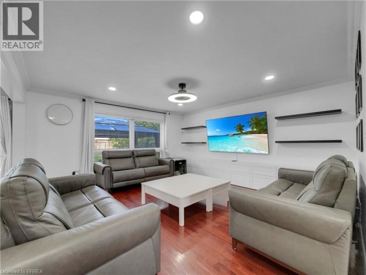 Photo 9 at 12 Shantz Avenue, Brantford