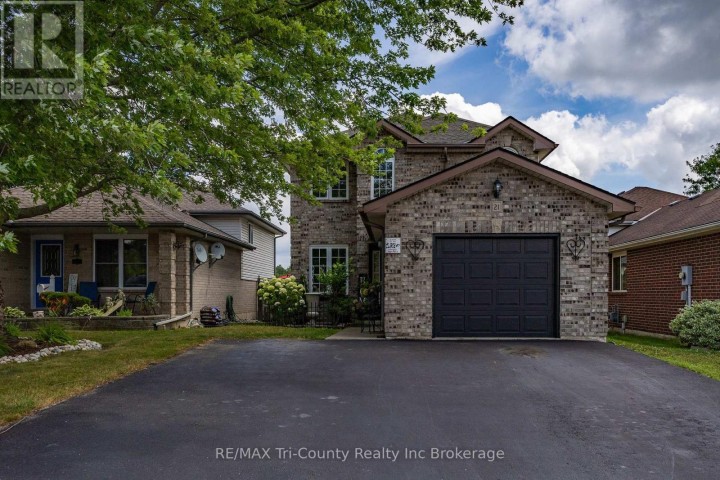 Photo 1 at 21 Kara Lane, Tillsonburg