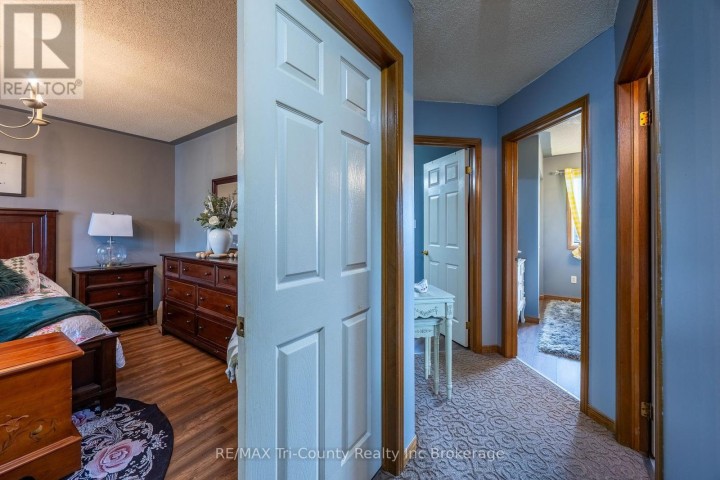 Photo 14 at 21 Kara Lane, Tillsonburg