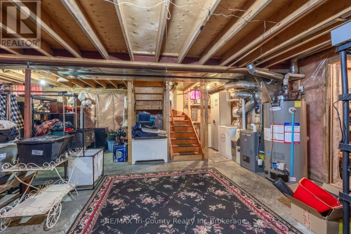 Photo 20 at 21 Kara Lane, Tillsonburg