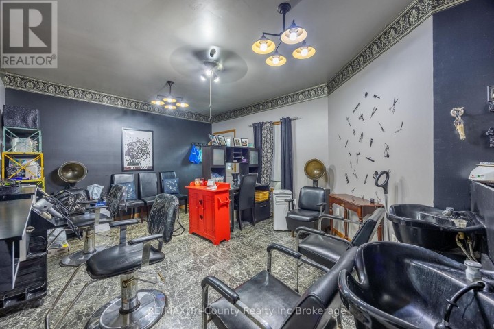 Photo 22 at 21 Kara Lane, Tillsonburg