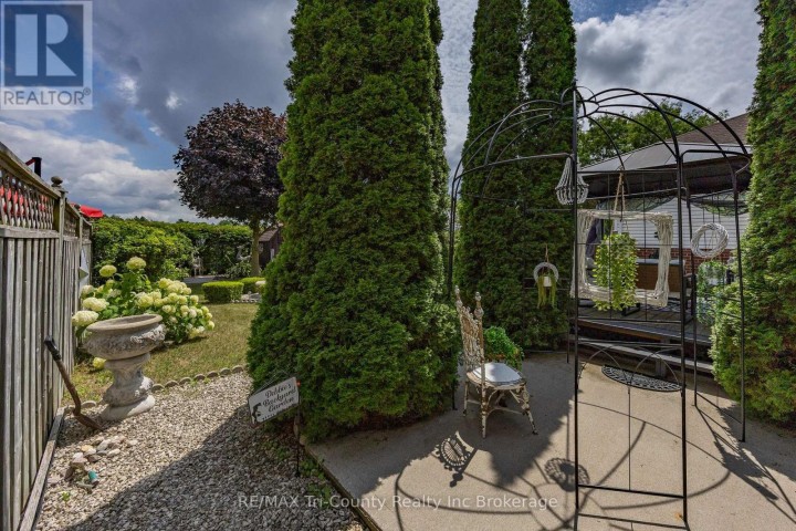 Photo 26 at 21 Kara Lane, Tillsonburg