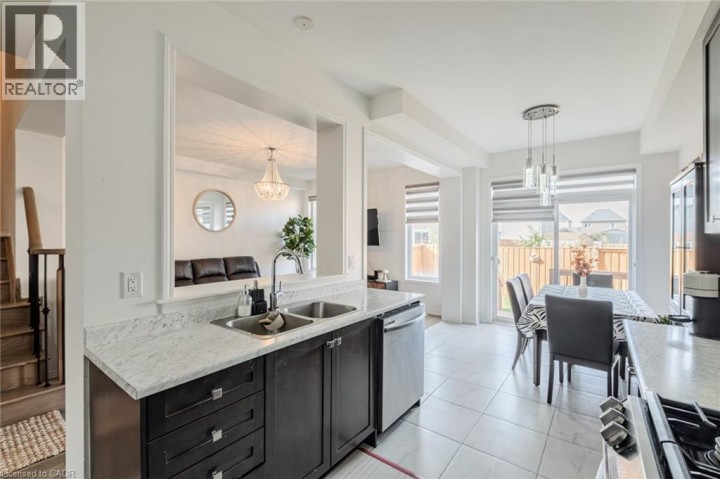 Photo 12 at 36 Munro Circle, Brantford