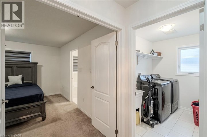 Photo 21 at 36 Munro Circle, Brantford