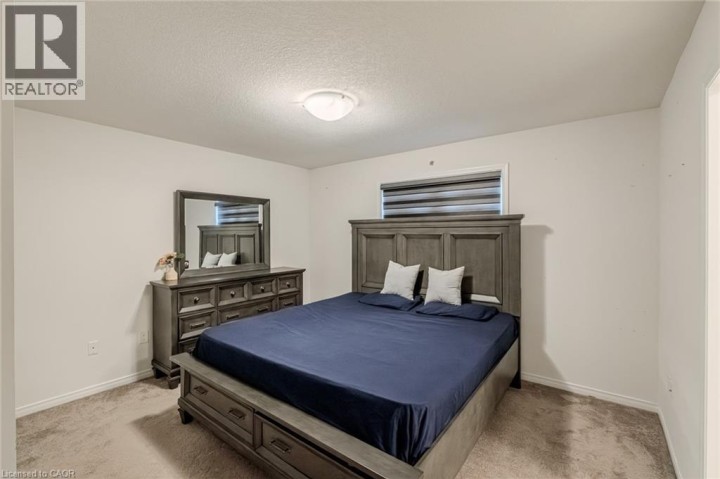 Photo 22 at 36 Munro Circle, Brantford