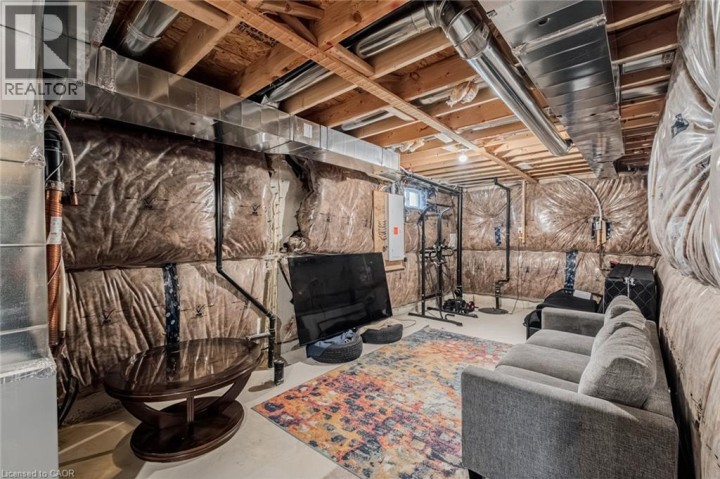 Photo 38 at 36 Munro Circle, Brantford