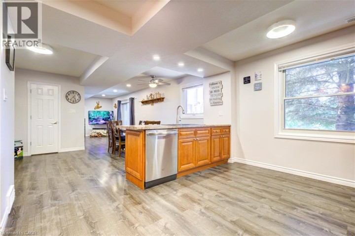 Photo 24 at 10 Glen Abbey Court, Woodstock