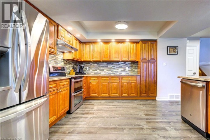 Photo 26 at 10 Glen Abbey Court, Woodstock