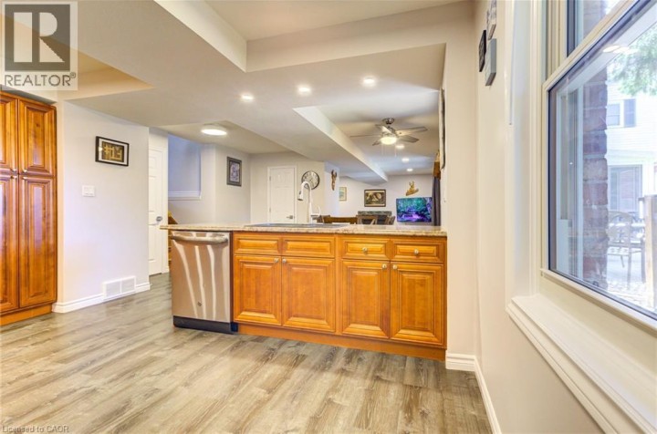 Photo 25 at 10 Glen Abbey Court, Woodstock