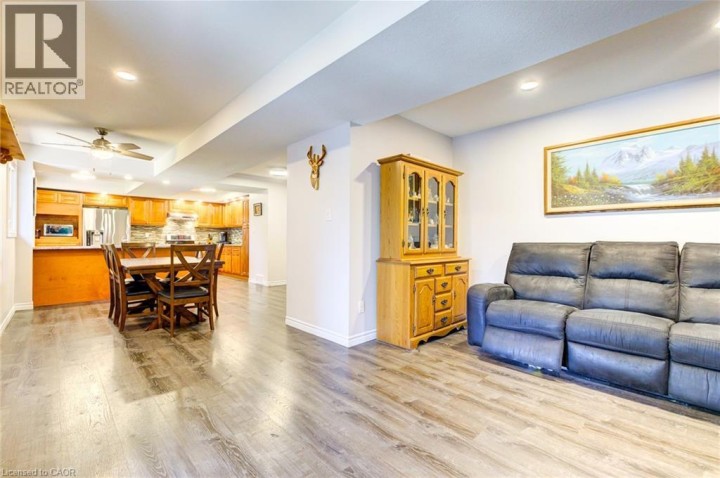 Photo 32 at 10 Glen Abbey Court, Woodstock