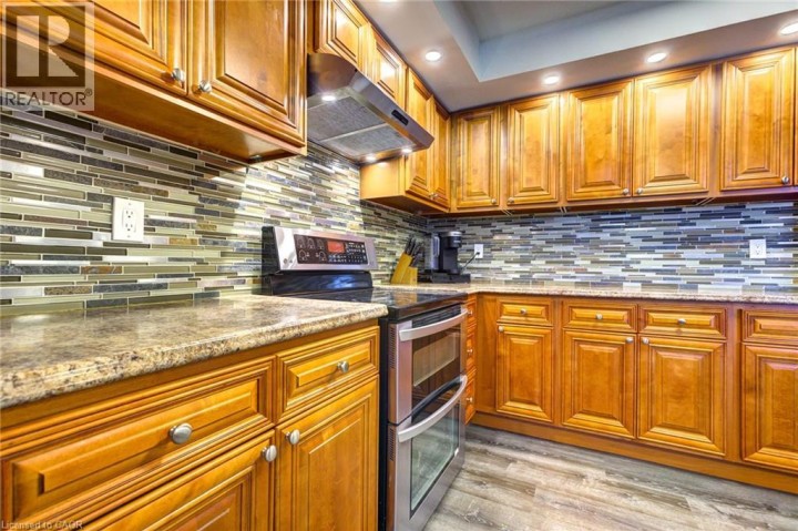 Photo 27 at 10 Glen Abbey Court, Woodstock