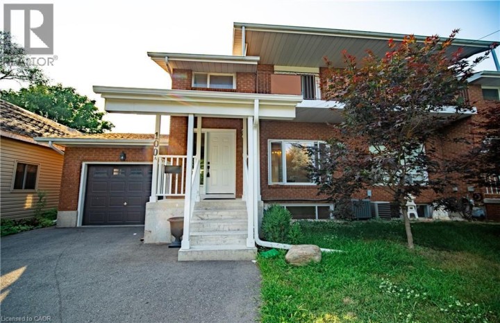 Photo 2 at 100 North Park Street, Brantford