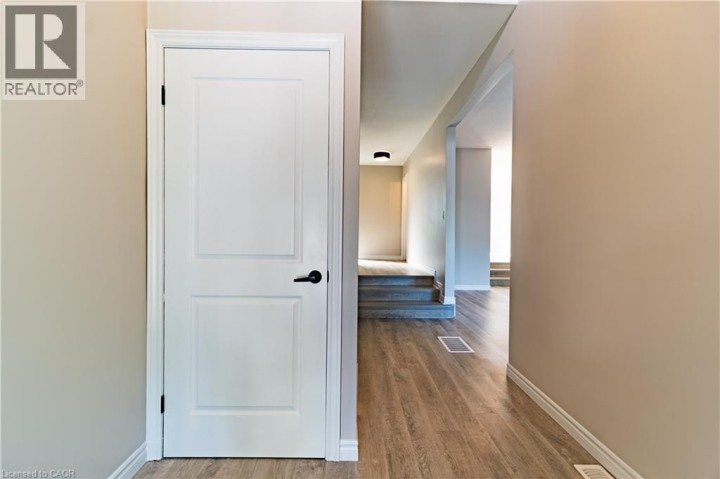 Photo 6 at 100 North Park Street, Brantford