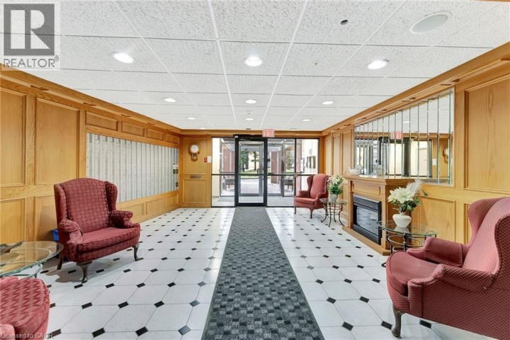 Photo 4 at 9 BONHEUR Court 902, Brantford