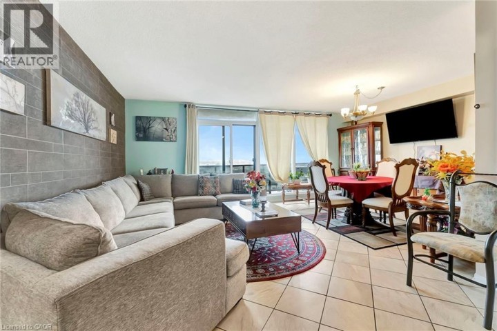 Photo 7 at 9 BONHEUR Court 902, Brantford