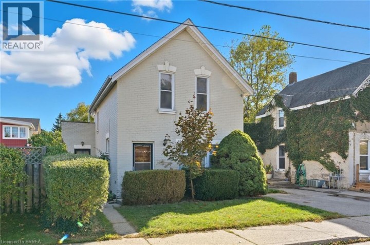 Photo 2 at 117 Murray Street, Brantford