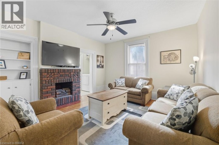 Photo 5 at 117 Murray Street, Brantford