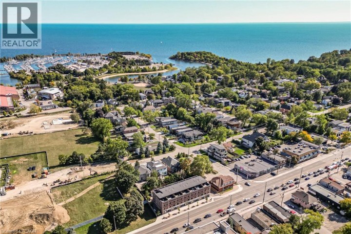 Photo 26 at 760 LAKESHORE Road E 201