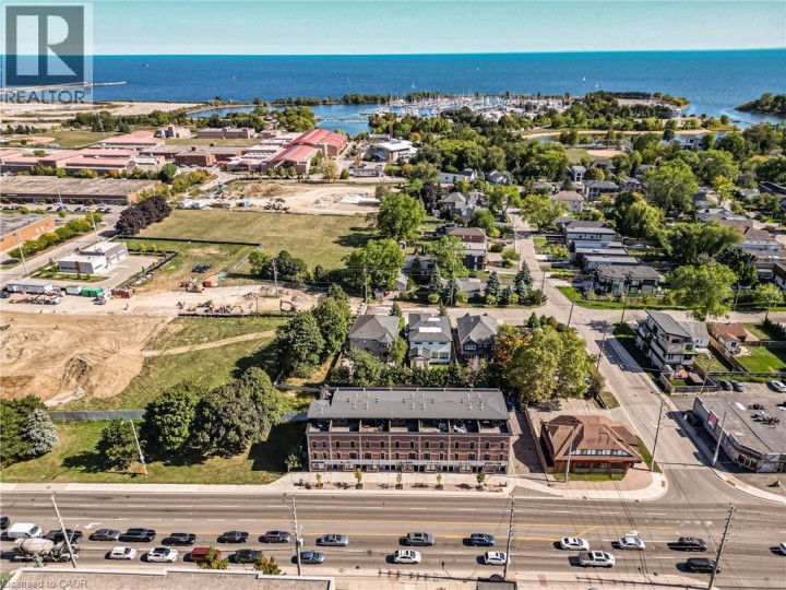 Photo 34 at 760 LAKESHORE Road E 201