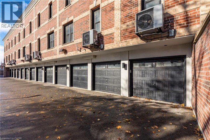 Photo 8 at 760 LAKESHORE Road E 201