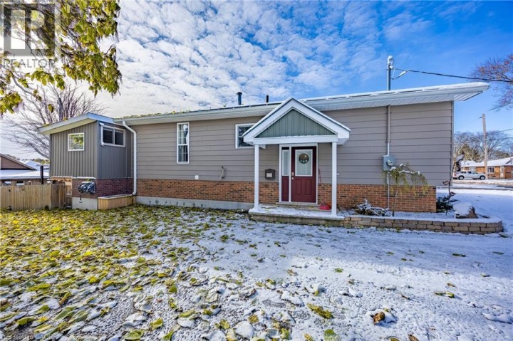 Photo 2 at 220 King Hiram Street, Ingersoll