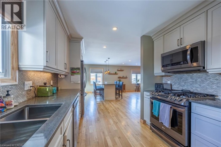 Photo 11 at 220 King Hiram Street, Ingersoll