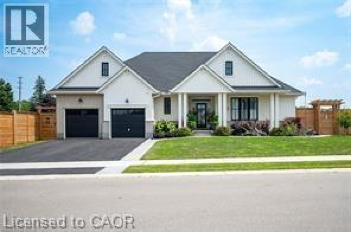 Photo 2 at 3 Coulthard Street, Tillsonburg