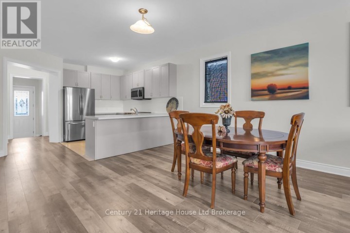 Photo 14 at 30 Seaton Crescent, Tillsonburg