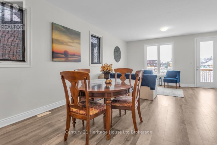 Photo 9 at 30 Seaton Crescent, Tillsonburg