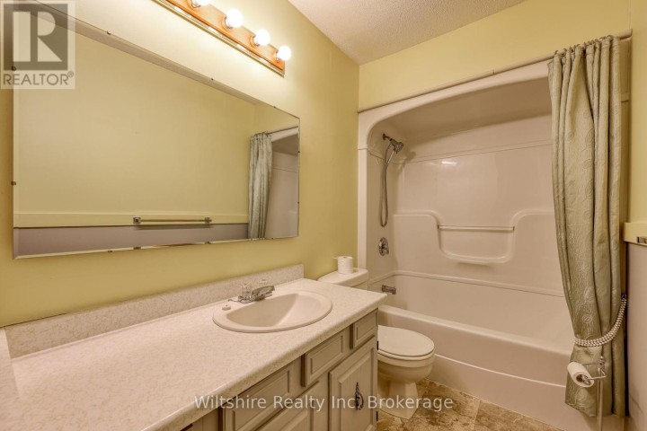 Photo 16 at 22 Centennial Avenue, Tillsonburg