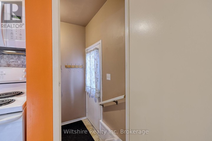 Photo 20 at 22 Centennial Avenue, Tillsonburg