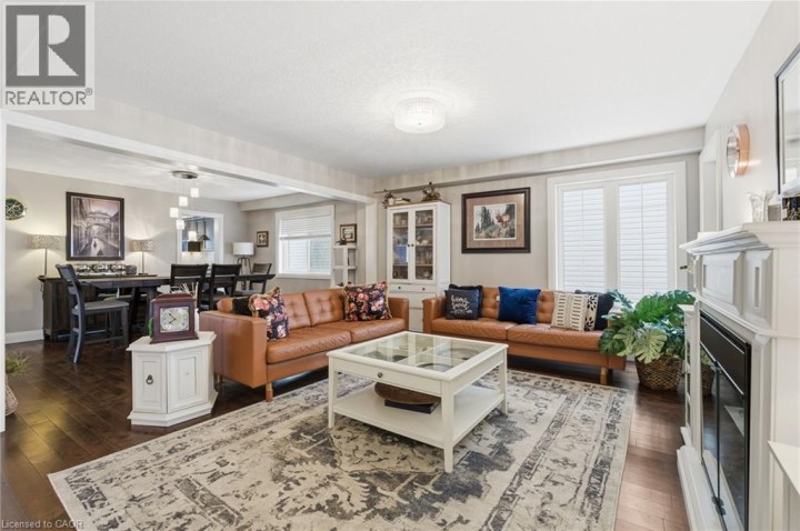 Photo 7 at 17 Hoodless Court, Brantford