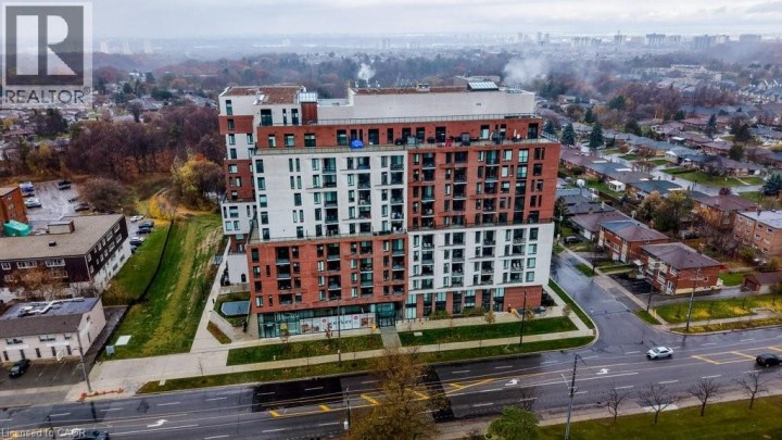 Photo 43 at 3100 KEELE Street 612