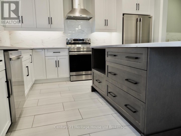 Photo 11 at 8 Sycamore Drive, Tillsonburg