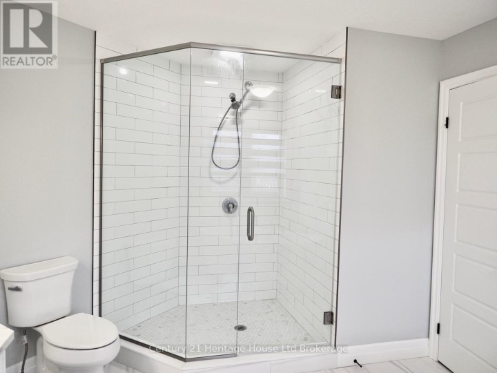 Photo 25 at 8 Sycamore Drive, Tillsonburg