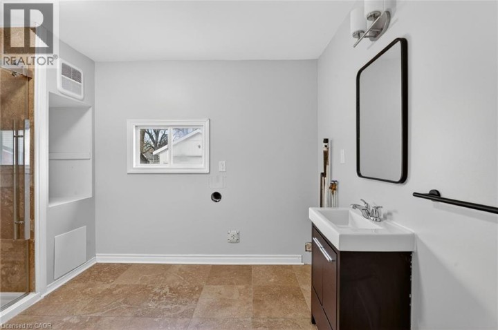 Photo 19 at 28 Cayuga Street, Brantford