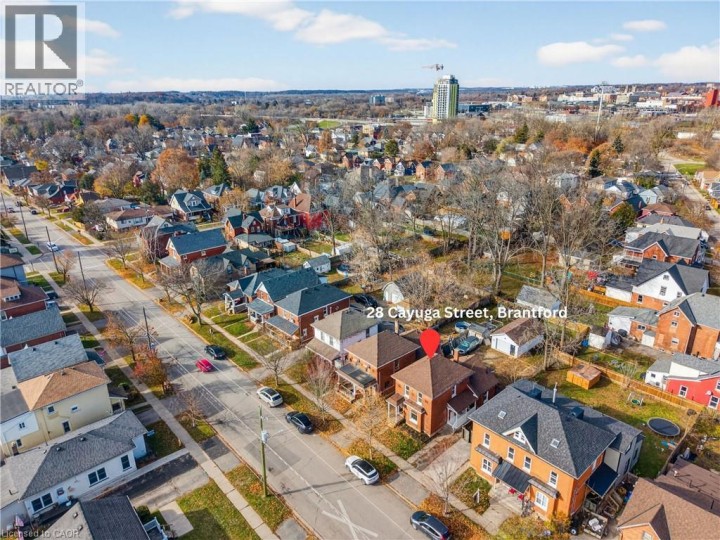 Photo 4 at 28 Cayuga Street, Brantford