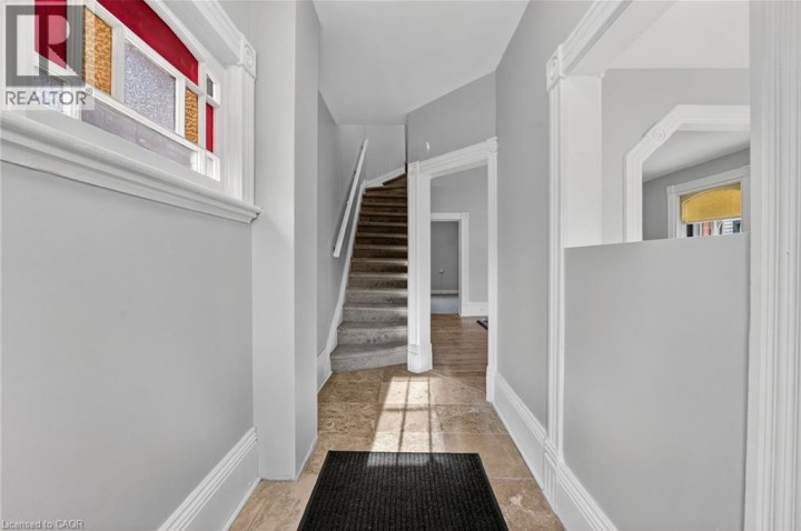 Photo 6 at 28 Cayuga Street, Brantford