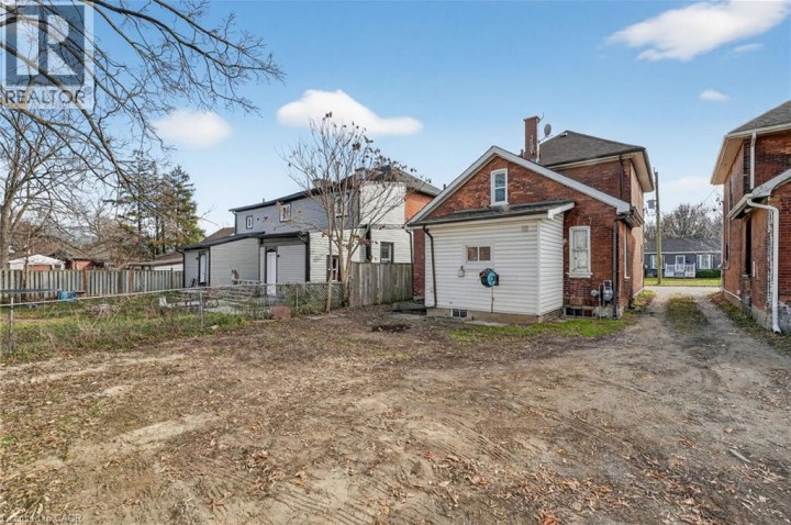 Photo 35 at 28 Cayuga Street, Brantford