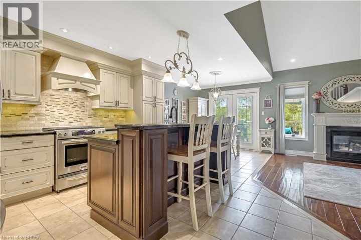 Photo 10 at 42 Davidson Court, Brantford