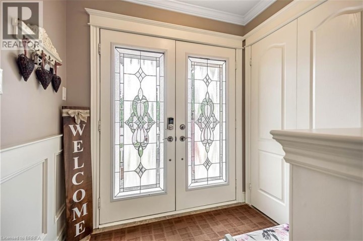 Photo 5 at 42 Davidson Court, Brantford