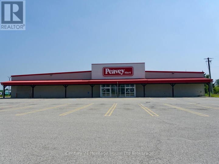 Photo 3 at 1344 E Dundas Street, Woodstock - South, Woodstock