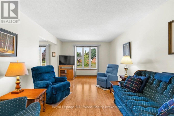 Photo 14 at 38 Denrich Avenue, Tillsonburg