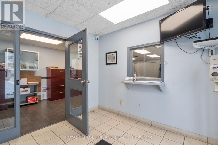 Photo 14 at 130 S Woodworth Avenue S, St. Thomas