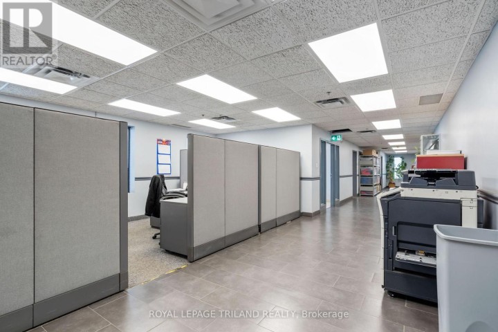 Photo 16 at 130 S Woodworth Avenue S, St. Thomas