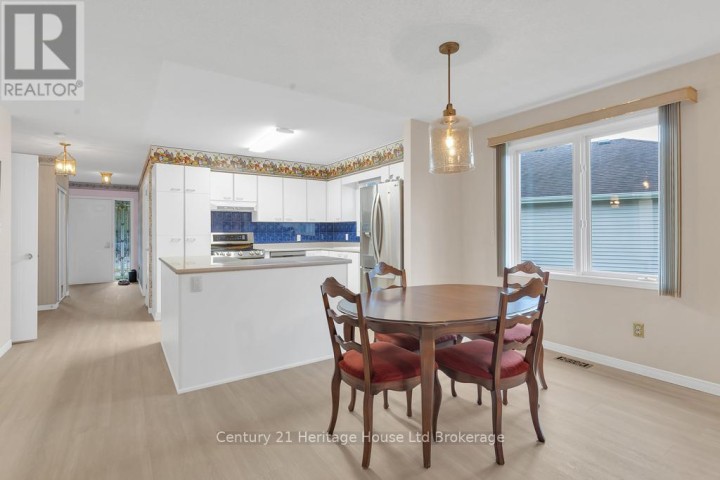 Photo 7 at 14 Mcdonald Court, Tillsonburg