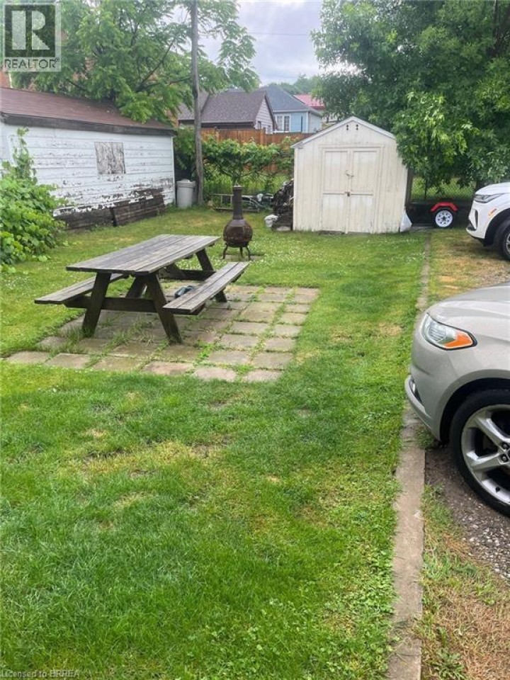 Photo 4 at 83 Stanley Street, Echo Place, Brantford